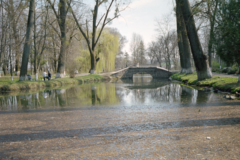 Tourist attractions (Ukraine, 2011)